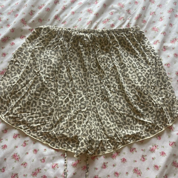 Target bottoms - Picture 2 of 3